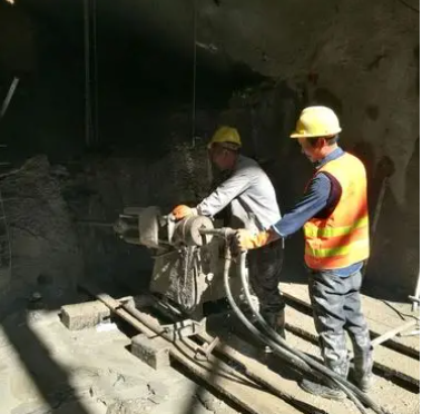 措勤水下抗分散灌浆料特点 水下不分散注浆料介绍